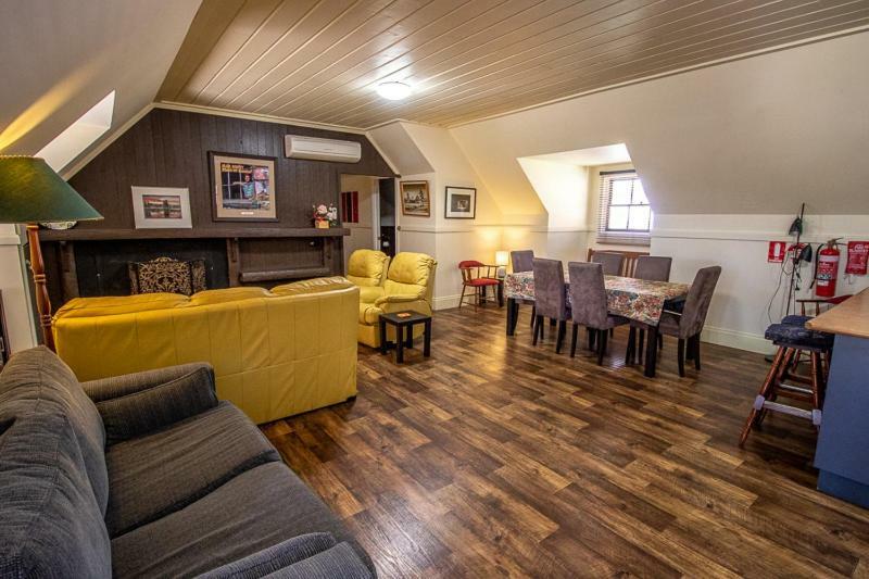 Gold Mine Guest House And Cafe Nundle Bagian luar foto